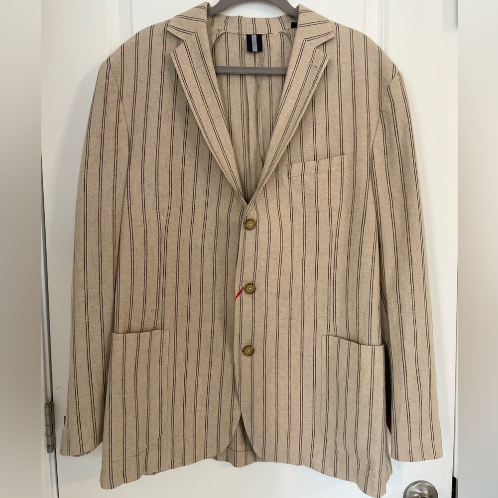 Daniel Cremieux Beige Blazer with Navy Pinstripes